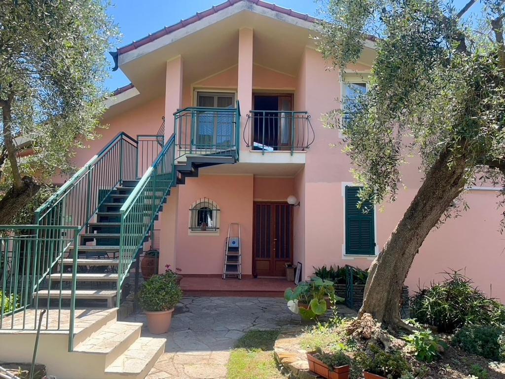Agriturismo Ada Musso Ss Diano Borello 외부 사진